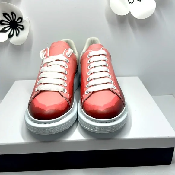 Alexander McQueen Pink Ombré Sneakers New in Box - Picture 2 of 6
